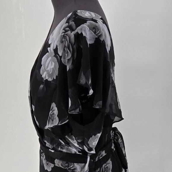 616-33 City Chic Black & Gray Roses Tiered Plunge Maxi dress Size 20 - Picture 7 of 12